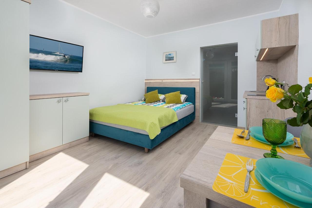 Roza Baltyku - Apartamenty I Pokoje A Дембкі Екстер'єр фото