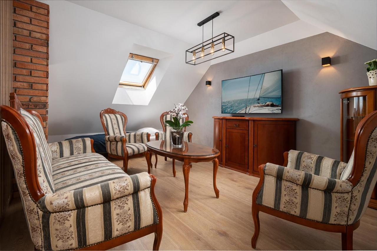 Roza Baltyku - Apartamenty I Pokoje A Дембкі Екстер'єр фото