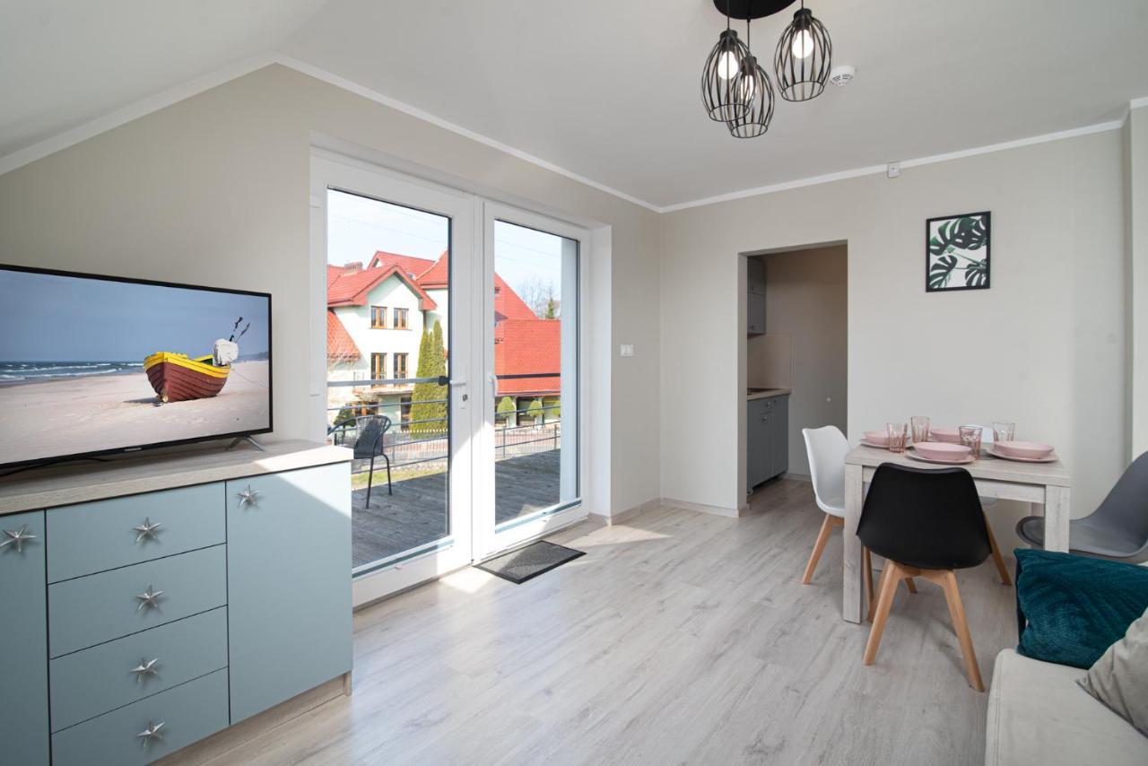 Roza Baltyku - Apartamenty I Pokoje A Дембкі Екстер'єр фото